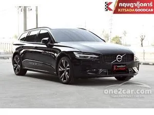 2022 Volvo V60 2.0 Recharge T8 R-Design Expression Wagon