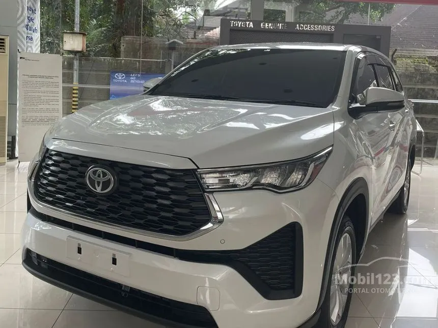 Jual Mobil Toyota Kijang Innova Zenix 2022 V 2.0 di Jawa Barat Automatic Wagon Putih Rp 452.000.000