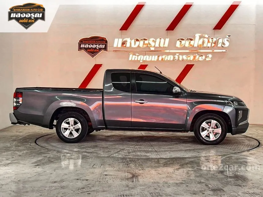 2021 Mitsubishi TRITON GLX Mega Cab Pickup