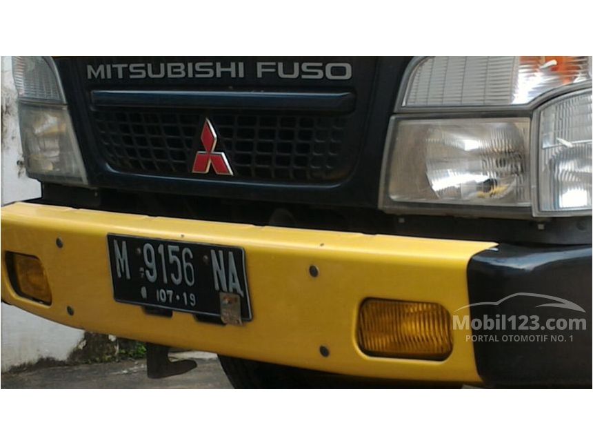 2014 Mitsubishi Colt Trucks