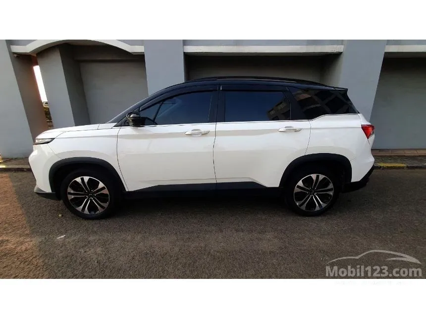 2022 Wuling Almaz RS Hybrid SUV
