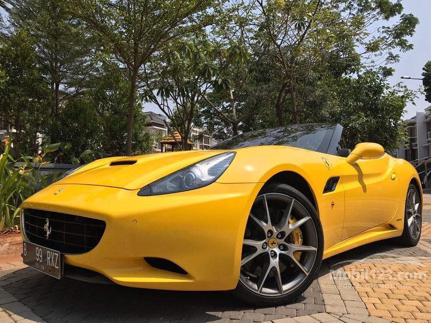 Jual Mobil  Ferrari  California 2013 California 4 3 di DKI 