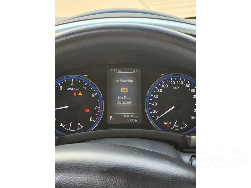 2014 Nissan Elgrand Highway Star MPV