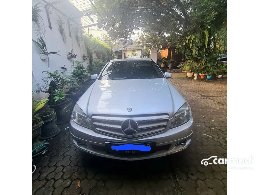 2010 Mercedes-Benz C200 CGI Avantgarde Sedan