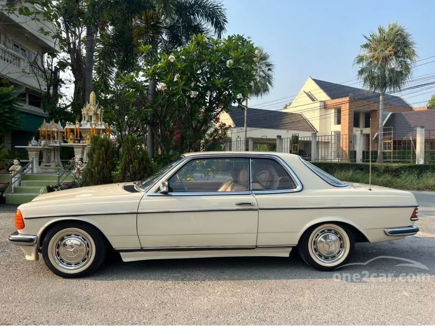 1989 Mercedes-Benz 230C Coupe