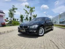 2018 BMW 320i 2.0 Luxury Sedan. TERMURAH. LOW ODO. PAJAK PANJANG.