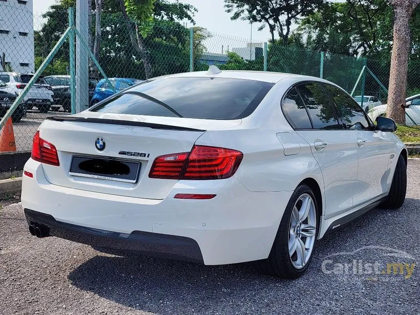 2017 BMW 528i M Sport Sedan