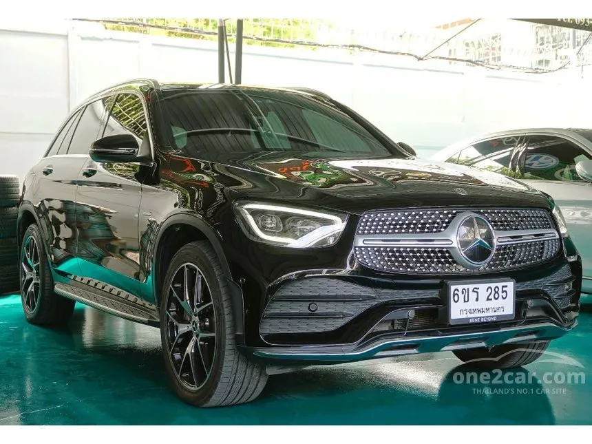 2021 Mercedes-Benz GLC300 e 4MATIC AMG Dynamic SUV