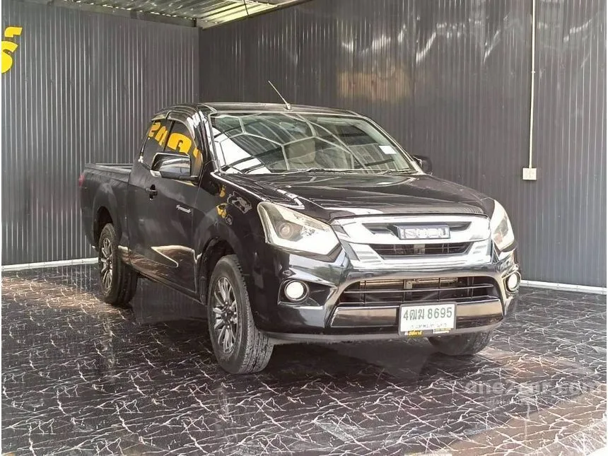 2015 Isuzu D-MAX Z Space Cab Pickup