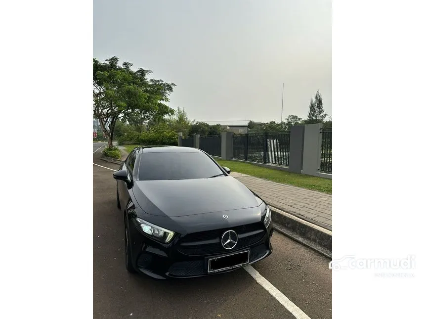 2022 Mercedes-Benz A200 progressive line Sedan