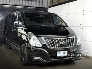 2016 Hyundai H-1 2.5 Deluxe Van