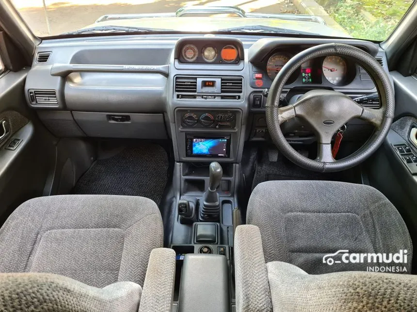 1995 Mitsubishi Pajero V6 SUV