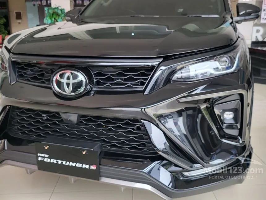 2025 Toyota Fortuner GR Sport TSS SUV