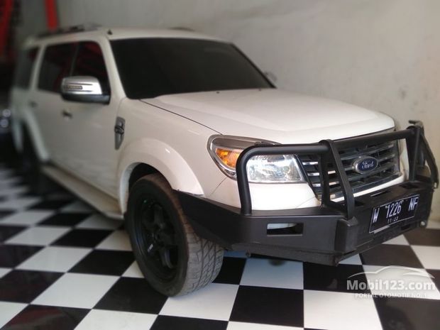  Ford  Everest  Mobil  bekas  dijual  di Jawa timur Indonesia 