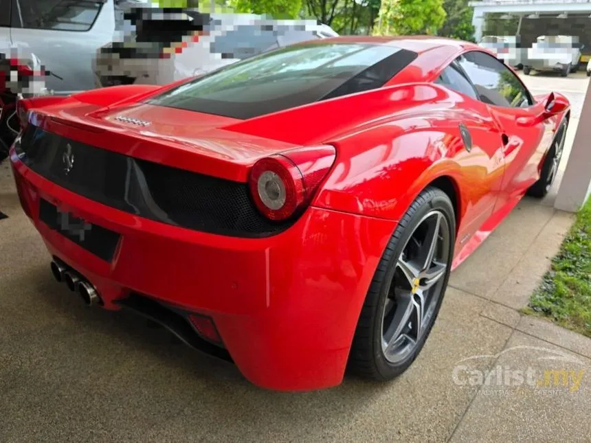 2012 Ferrari 458 Italia Coupe