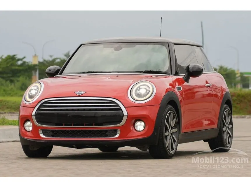 2019 MINI Cooper 3 Door Hatchback