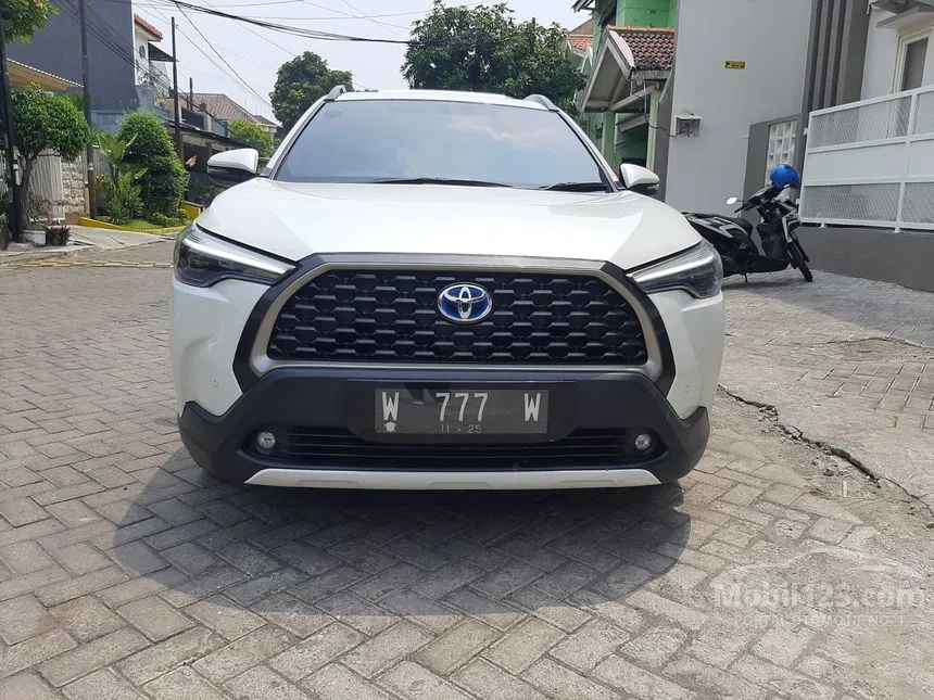 Jual Mobil Toyota Corolla Cross 2020 Hybrid 1.8 di Jawa Timur Automatic Wagon Putih Rp 325.000.000
