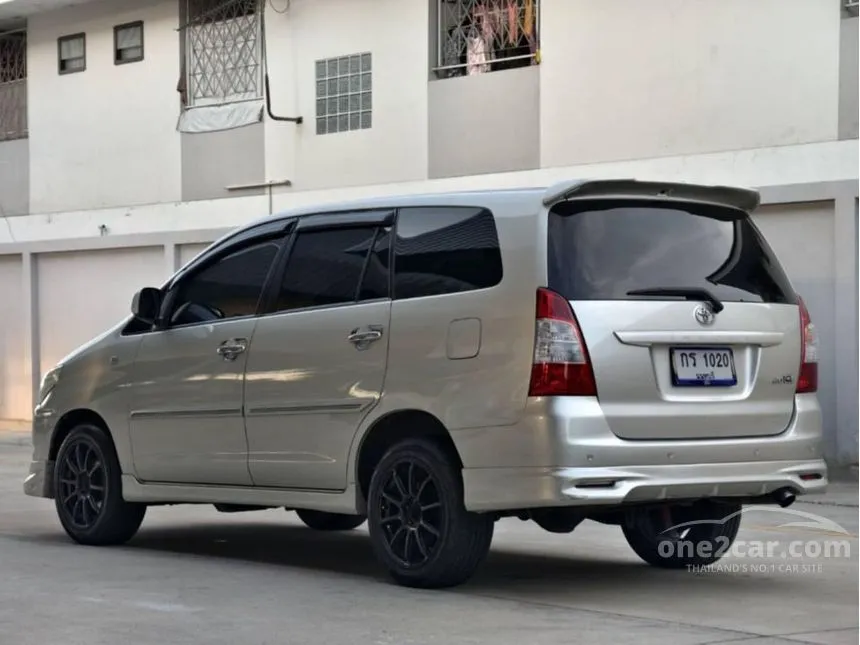 2012 Toyota INNOVA G Wagon