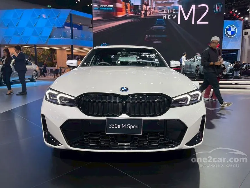 2025 BMW 330e M Sport Sedan