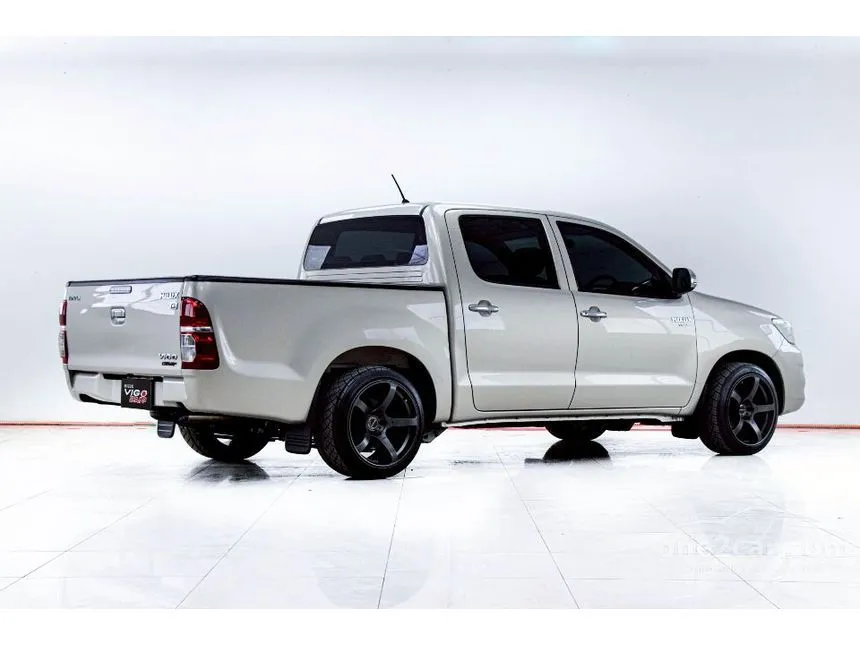 2013 Toyota HILUX VIGO Champ G Double Cab Pickup