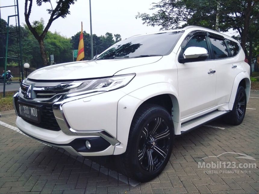 Jual Mobil  Mitsubishi Pajero  Sport  2021 Dakar  2 4 di 