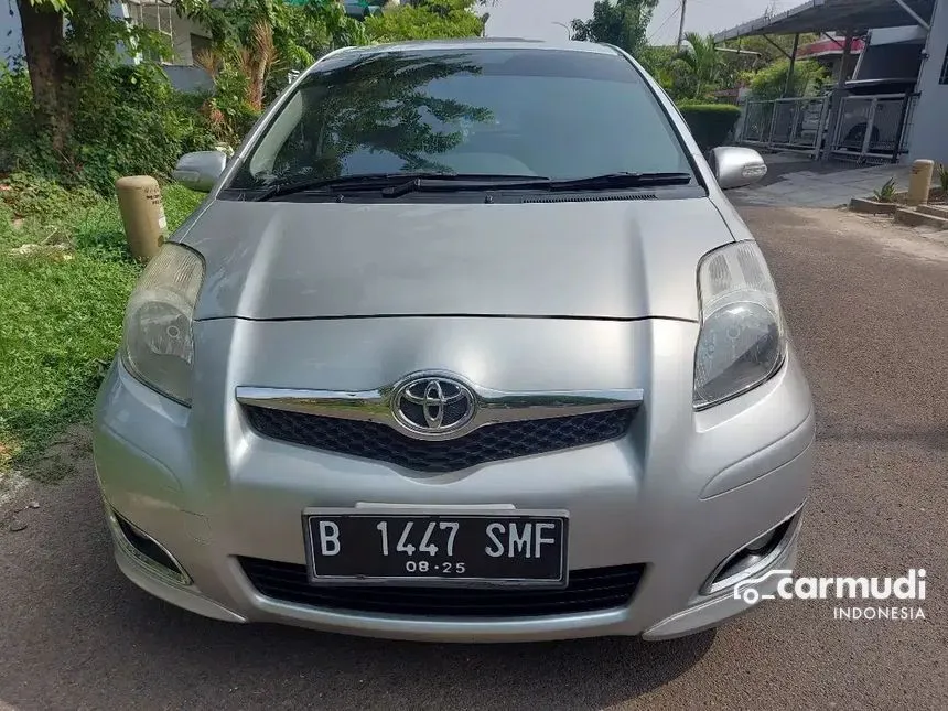 2010 Toyota Yaris E Hatchback