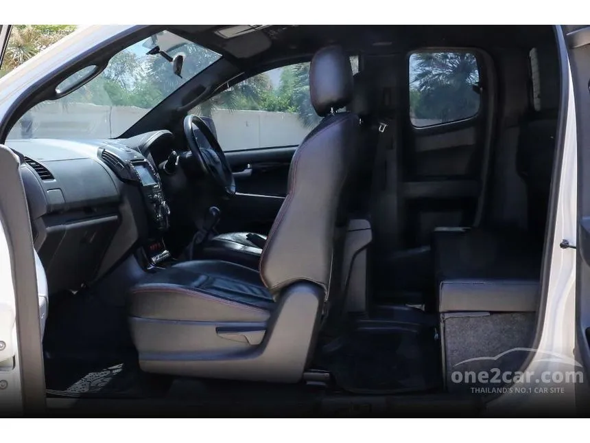2014 Isuzu D-Max Hi-Lander X-Series Pickup
