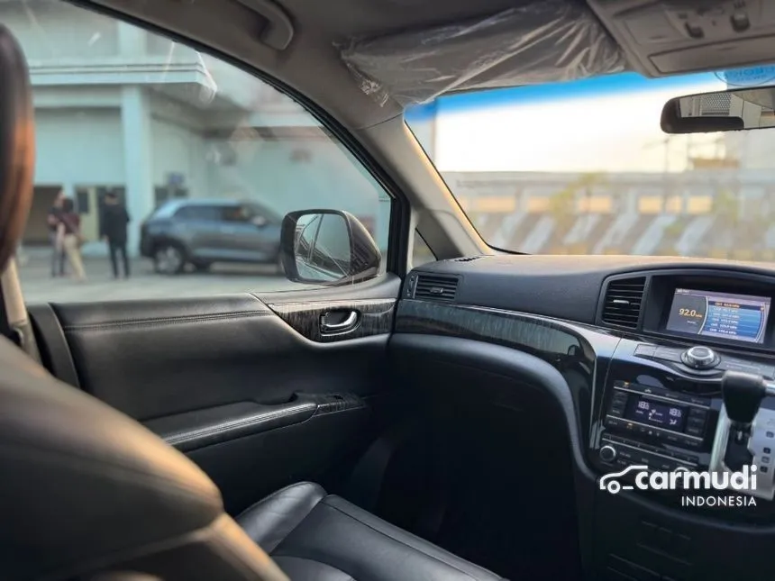 2014 Nissan Elgrand Highway Star MPV