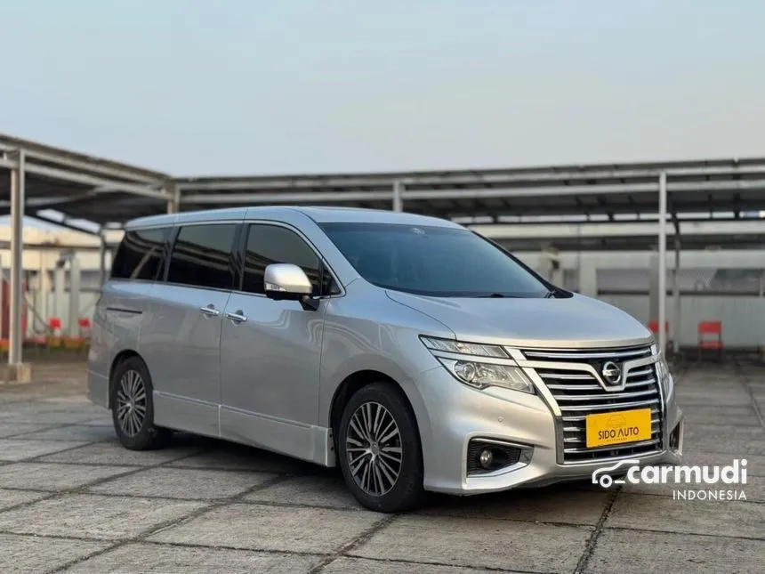 2014 Nissan Elgrand Highway Star MPV
