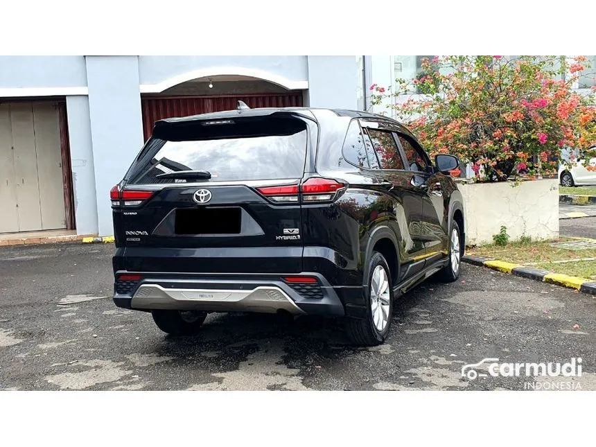 2023 Toyota Kijang Innova Zenix V HV Modellista (Non Premium Color) MPV