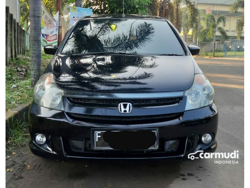 Honda stream 2005