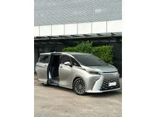 2025 Lexus LM 350h 2.5 4 Seater MPV VIP Sonic Titanium on Black Odo 5 Rb (TERMURAH)