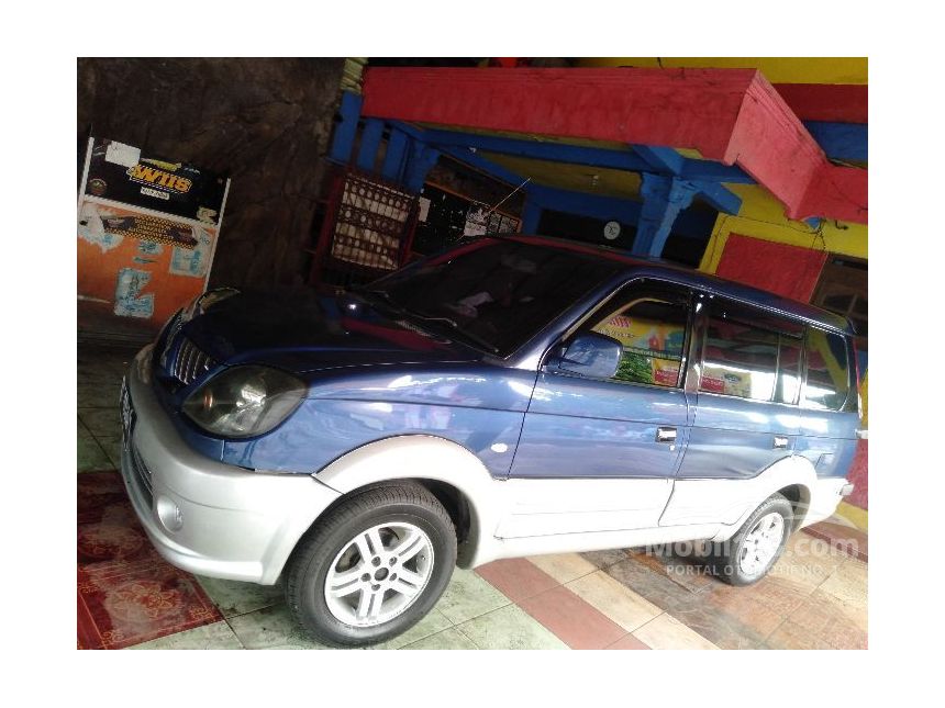 Jual Mobil  Mitsubishi Kuda 2004 Grandia 2 5 di Jawa  Tengah  