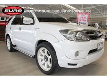 2009 Toyota Fortuner 3.0 (ปี 04-08) V Wagon AT