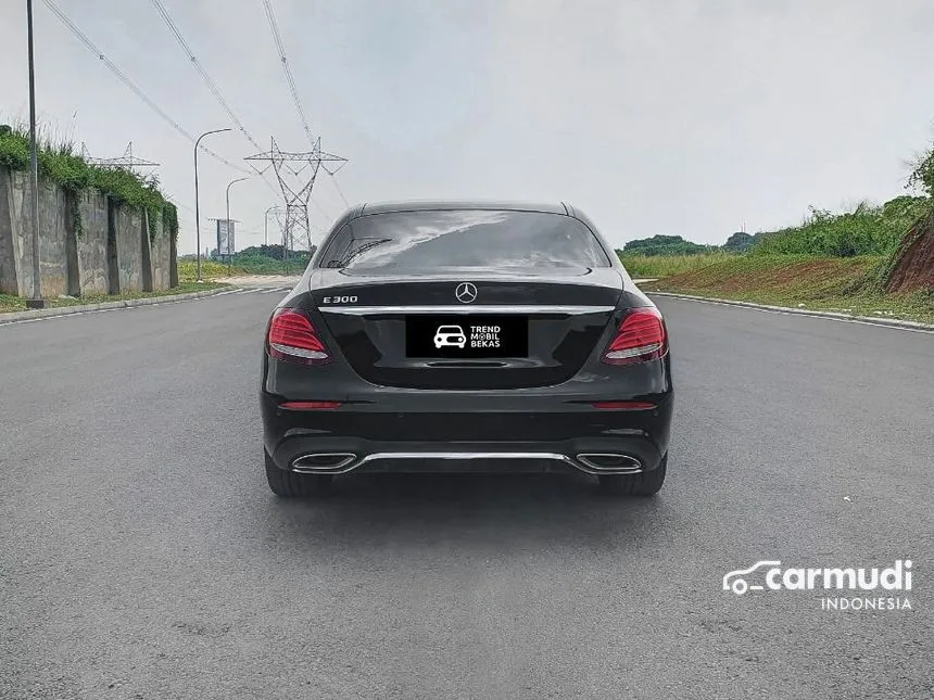 2017 Mercedes-Benz E300 AMG Line Sedan