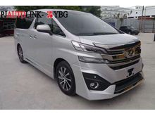 TOYOTA VELLFIRE 3.5 VL, 2015 SILVER, SPECIAL COLOUR, ORIGINAL MILEAGE BELOW 1200km, CALL or WHATSAPP 0177638030 FOR BEST PRICE NOW. HOT DEAL.