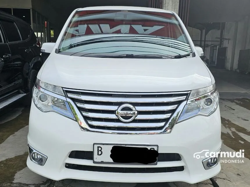 Jual Mobil Nissan Serena 2016 Highway Star 2.0 di Jawa Barat Automatic MPV Putih Rp 175.000.000