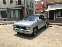 1995 Nissan Big M 2.5 KING CAB Super GL Pickup MT