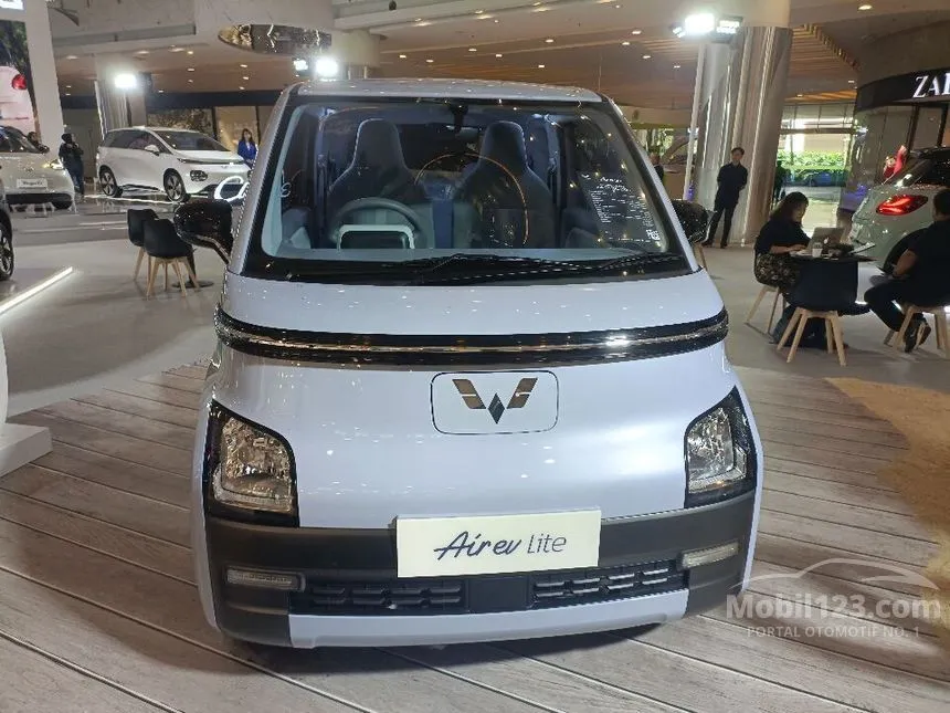Jual Mobil Wuling EV 2024 Air ev Lite di DKI Jakarta Automatic Hatchback Ungu Rp 185.000.000