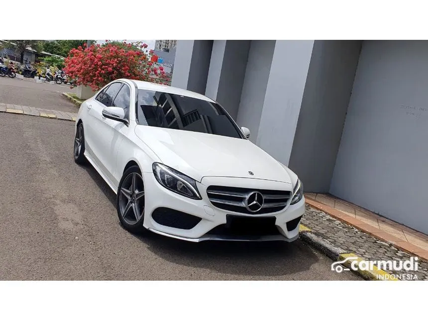 2018 Mercedes-Benz C200 AMG Line Sedan
