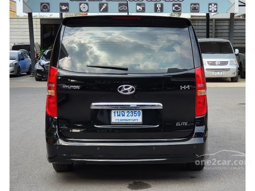 2016 Hyundai H-1 Elite Van
