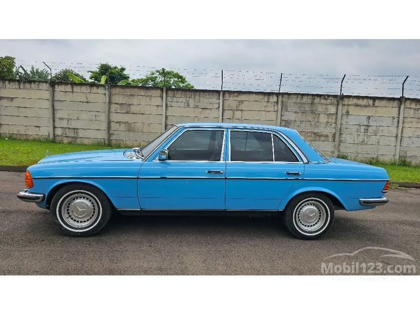 1983 Mercedes-Benz 280E Sedan