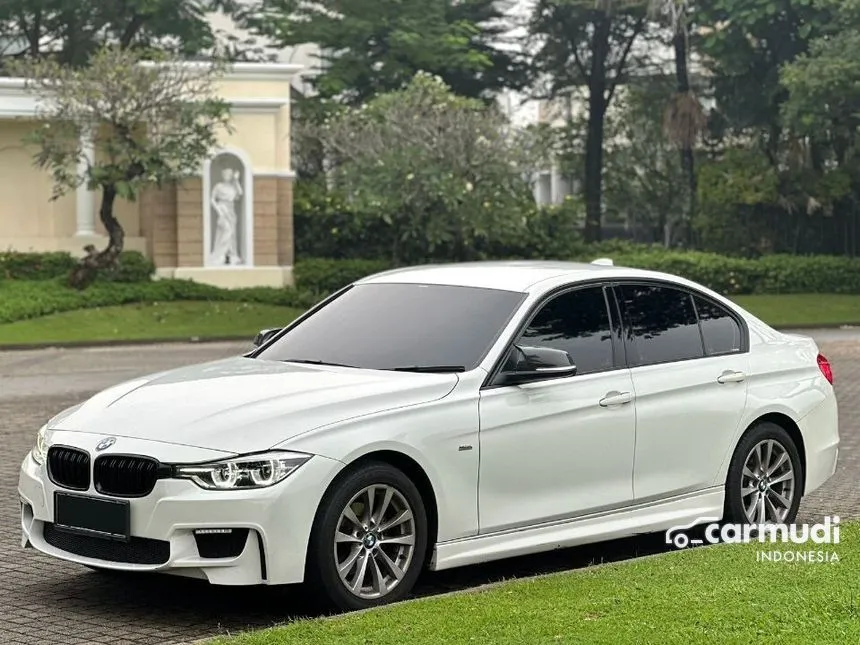 Jual Mobil BMW 320i 2016 Sport 2.0 di Banten Automatic Sedan Putih Rp 365.000.000