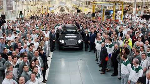Bentley Bentayga Keluar dari Jalur Produksi