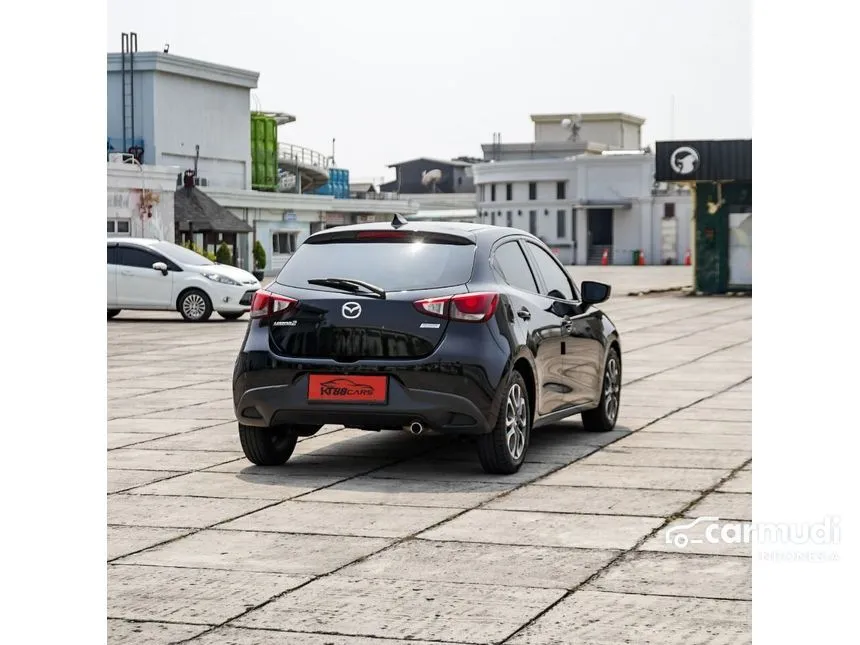 2017 Mazda 2 R Hatchback