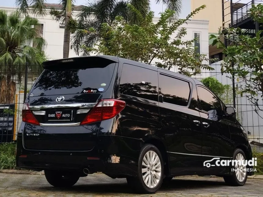 2013 Toyota Alphard SC MPV