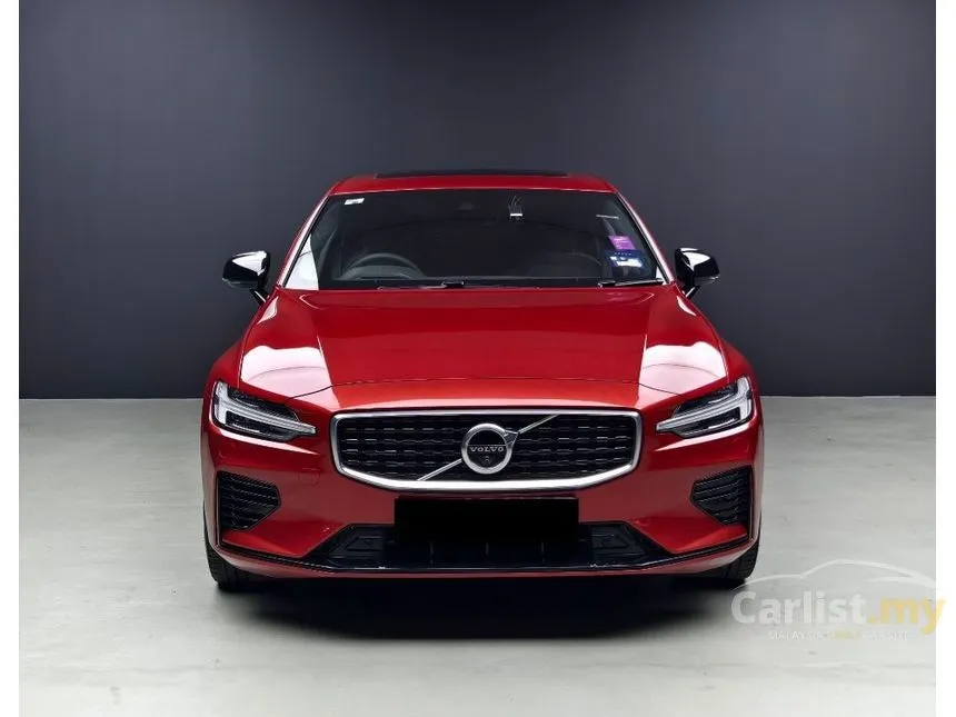 2020 Volvo S60 Recharge T8 R-Design Sedan