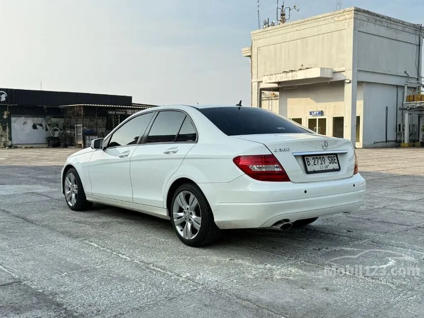 2013 Mercedes-Benz C200 Avantgarde CGI Sedan