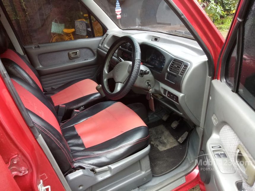 2004 Suzuki Karimun GX Hatchback