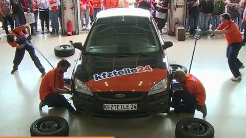 These Germans Have Set A New Guinness World Record For The Fastest Wheel Change On A Car